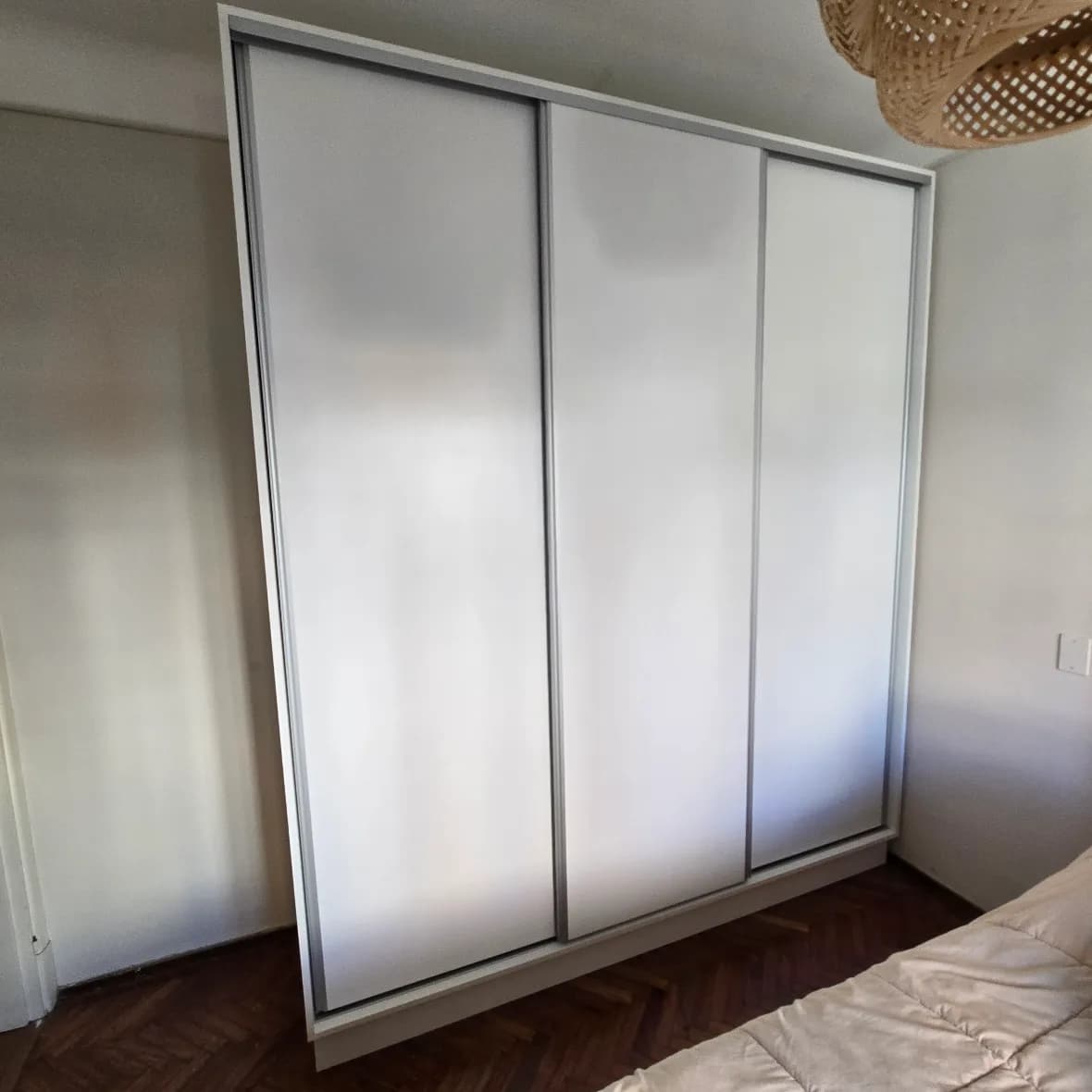 Placar a Medida 3 Puertas Corredizas - Interiores Premium